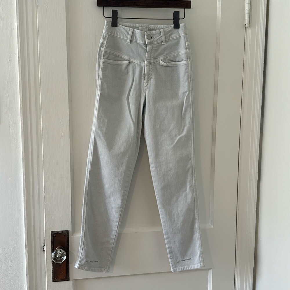 NWOT* organic cotton pedal pusher Closed Jeans color plaster beige